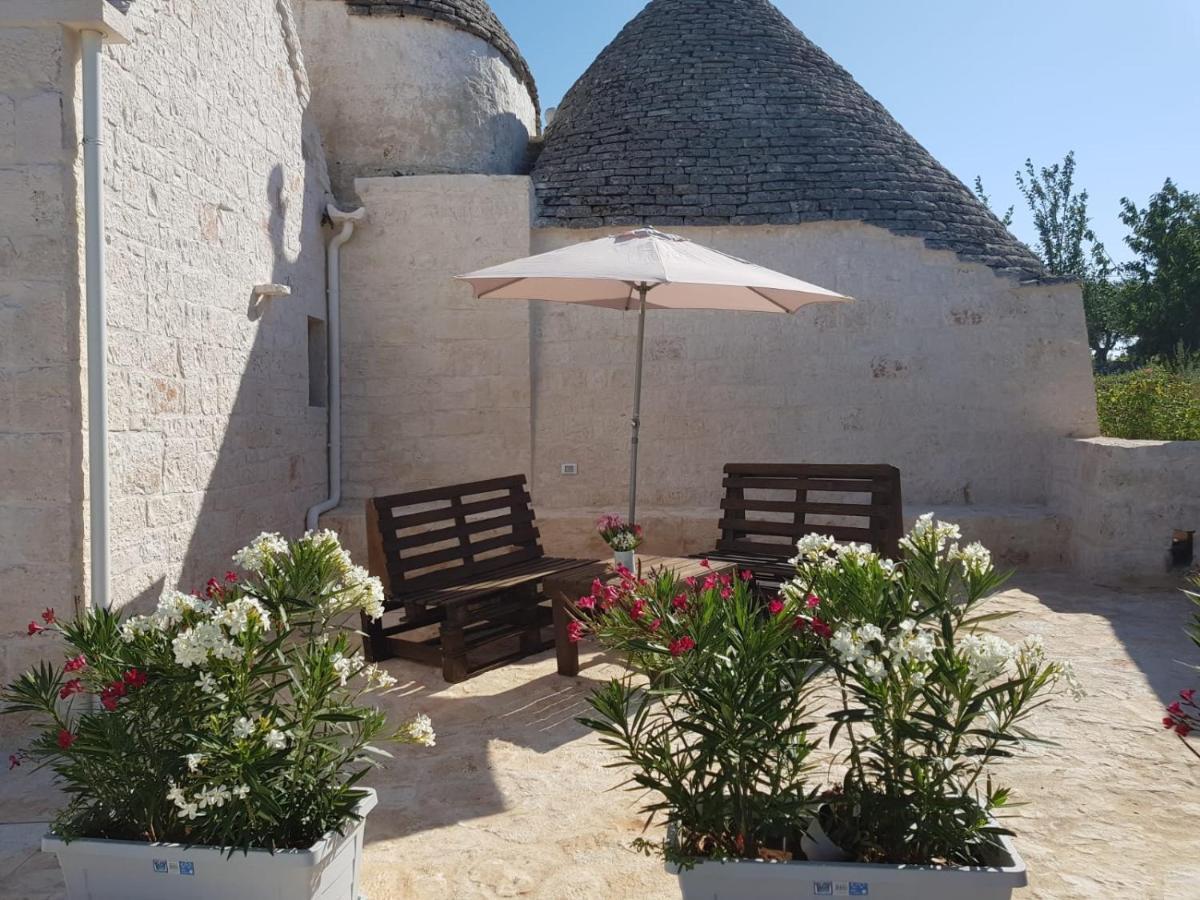 Trulli Stett Casa de hóspedes Cisternino Exterior foto